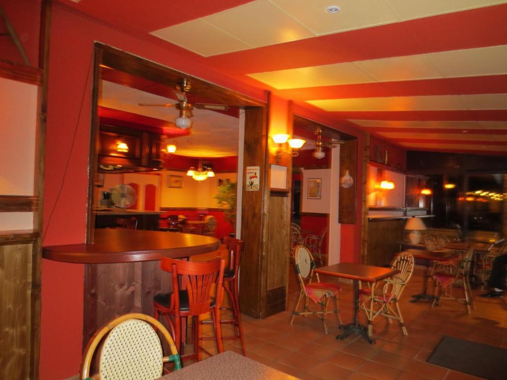 Hotellerie Du Centre Salies-du-Salat Buitenkant foto