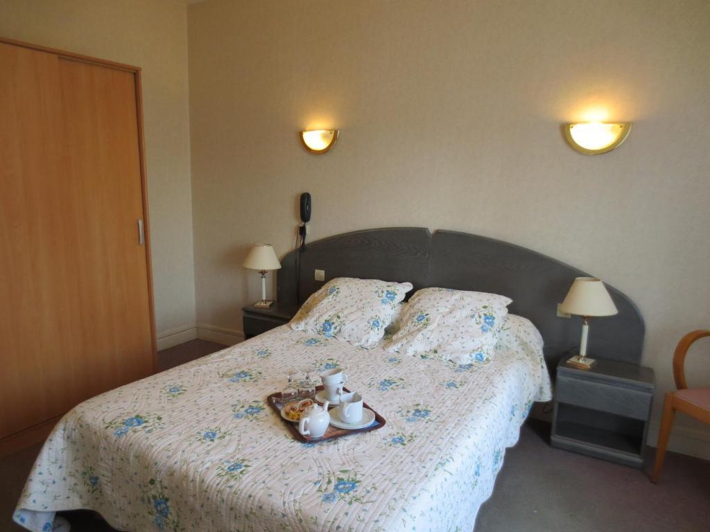 Hotellerie Du Centre Salies-du-Salat Buitenkant foto